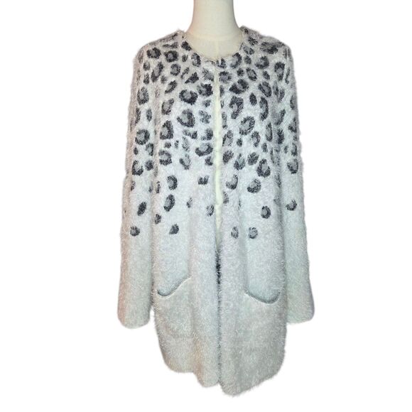 Worthington Women’s Size Large Fuzzy Leopard Print Cardigan EUC Open Front Cozy - Picture 1 of 7